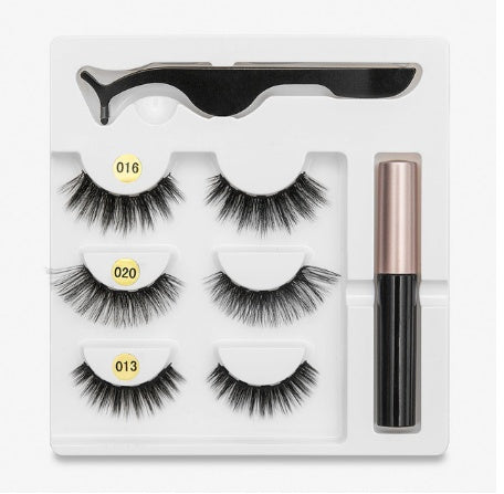 A Pair Of Magnetic False Eyelashes For Women Fashion Must Have