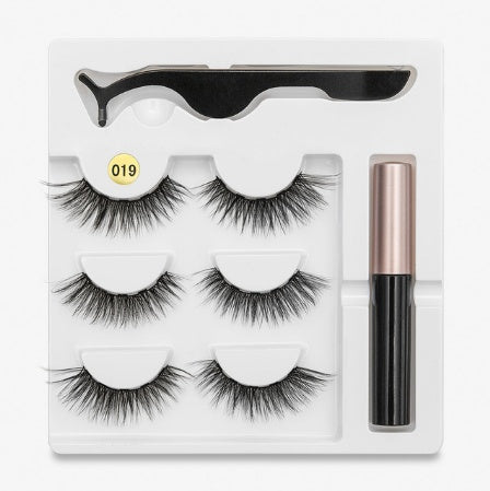 A Pair Of Magnetic False Eyelashes For Women Fashion Must Have