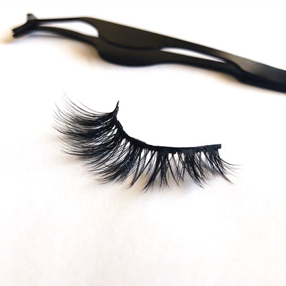 A Pair Of Magnetic False Eyelashes For Women Fashion Must Have