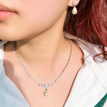 Pera Elegant Flower Pearl Drop Pendant Necklace And Earrings Jewelry Set Cubic Zirconia For Women J071