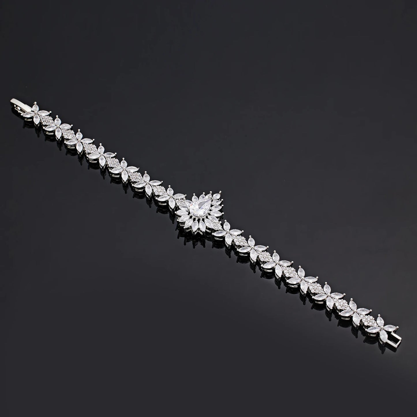 Trendy 4 Piece Water Drop Necklace Earrings Ring Bracelet Wedding Jewelry Set For Women Zircon Crystal Dubai Bridal Gift