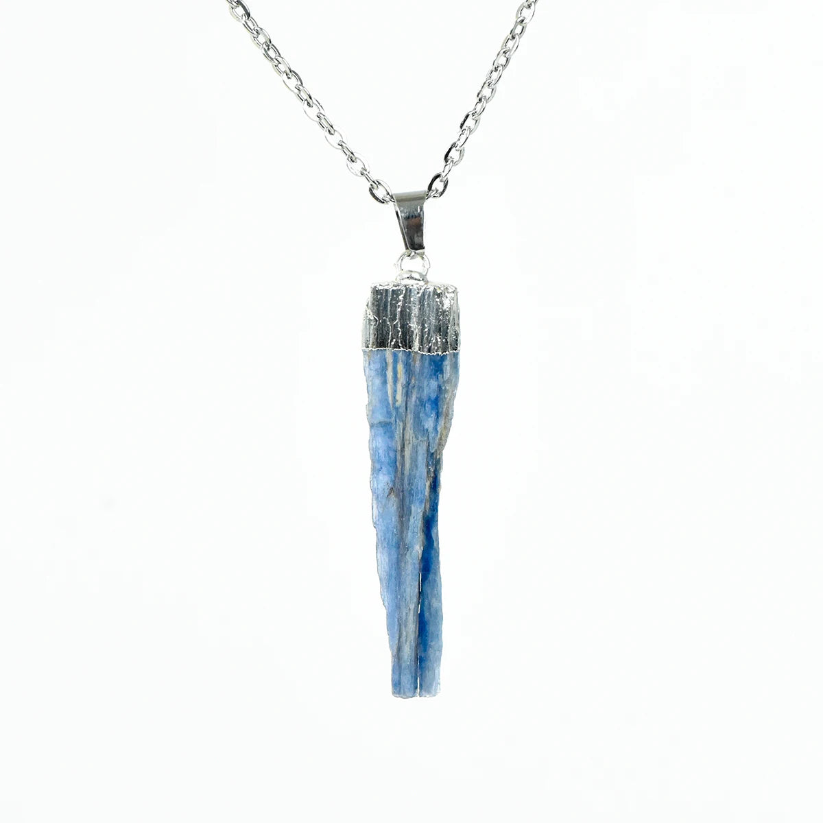 Raw Kyanite Pendant Necklace Positive Energy Crystal Jewelry Unisex Fashion